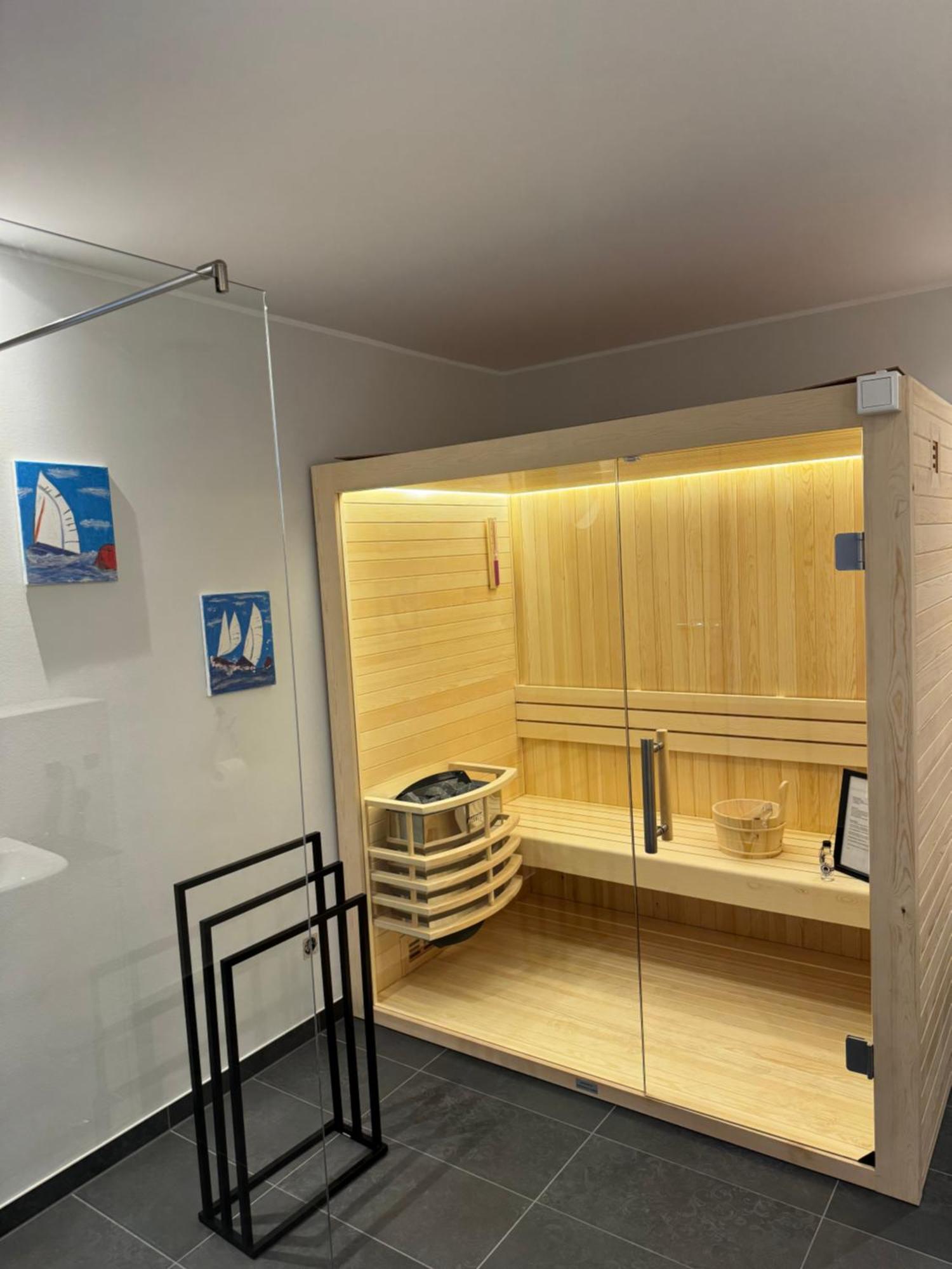 Ommi Kese See-Suite Sauna Biggesee Olpe Bagian luar foto